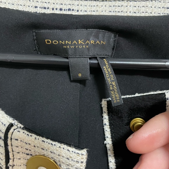 Donna Karan NY Tweed Peplum Blazer Jacket Cream Black Gold Buttons Size 8 - Picture 4 of 13